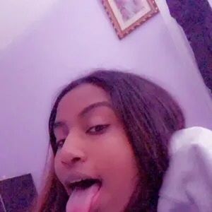 Meet your Posher, Ayesha